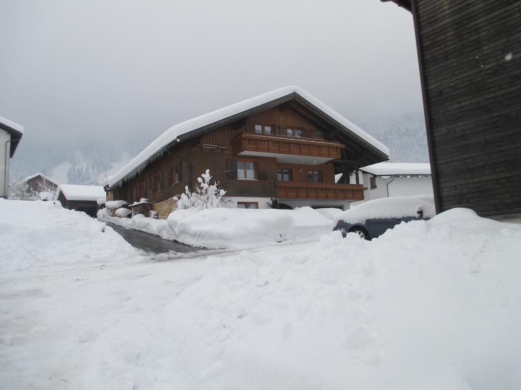 Apartamento Haus Schneider Andelsbuch Exterior foto